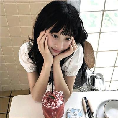 世界由3构成 海报