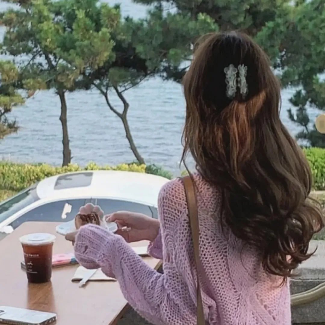 借王 海报